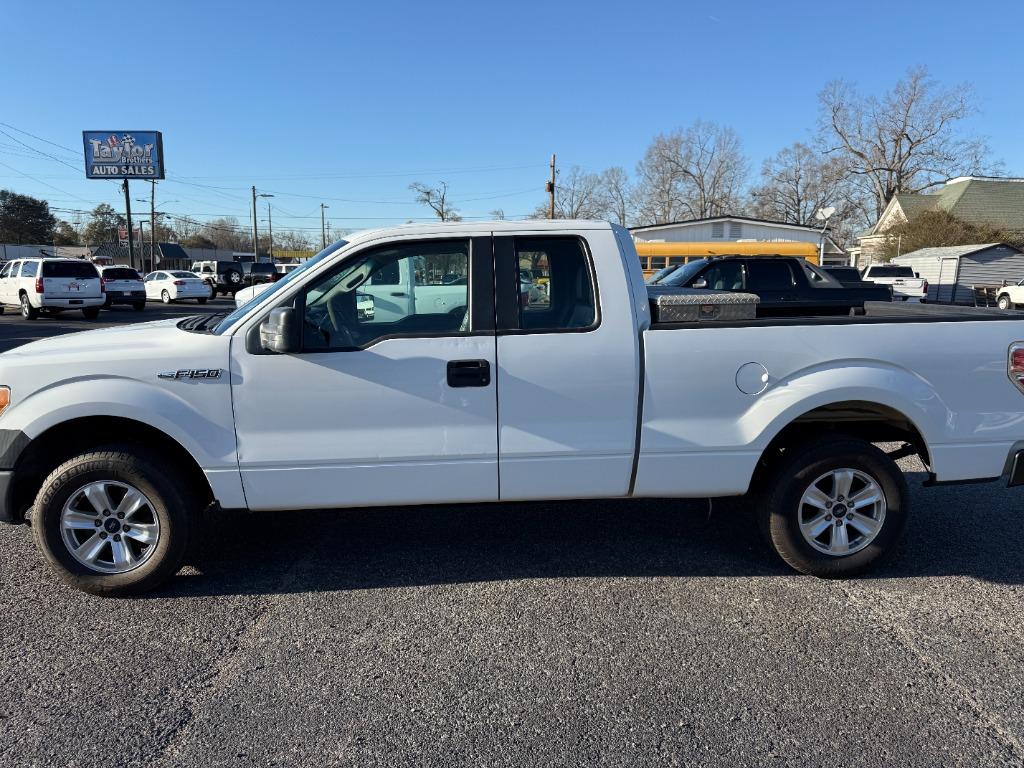 2013 Ford F-150 XL's photo