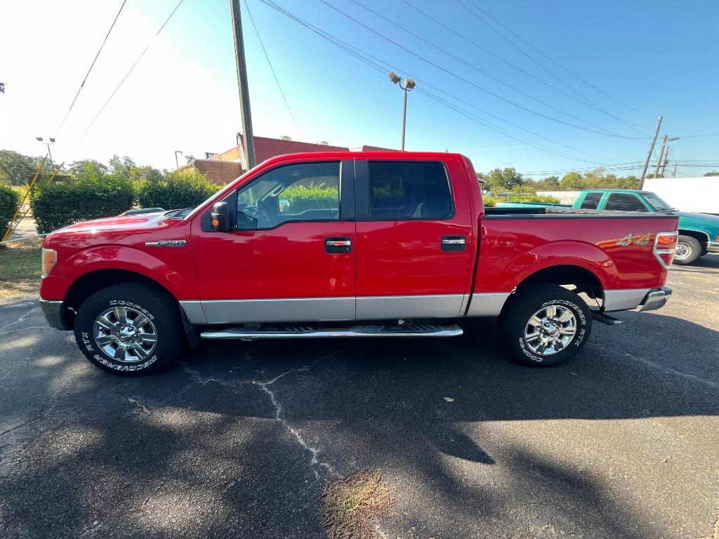 2011 Ford F-150 XL's photo