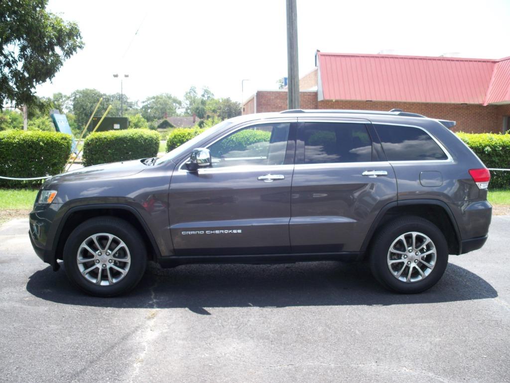 2015 Jeep Grand Cherokee Limited's photo