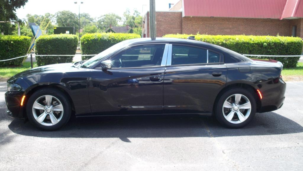 2016 Dodge Charger SXT's photo
