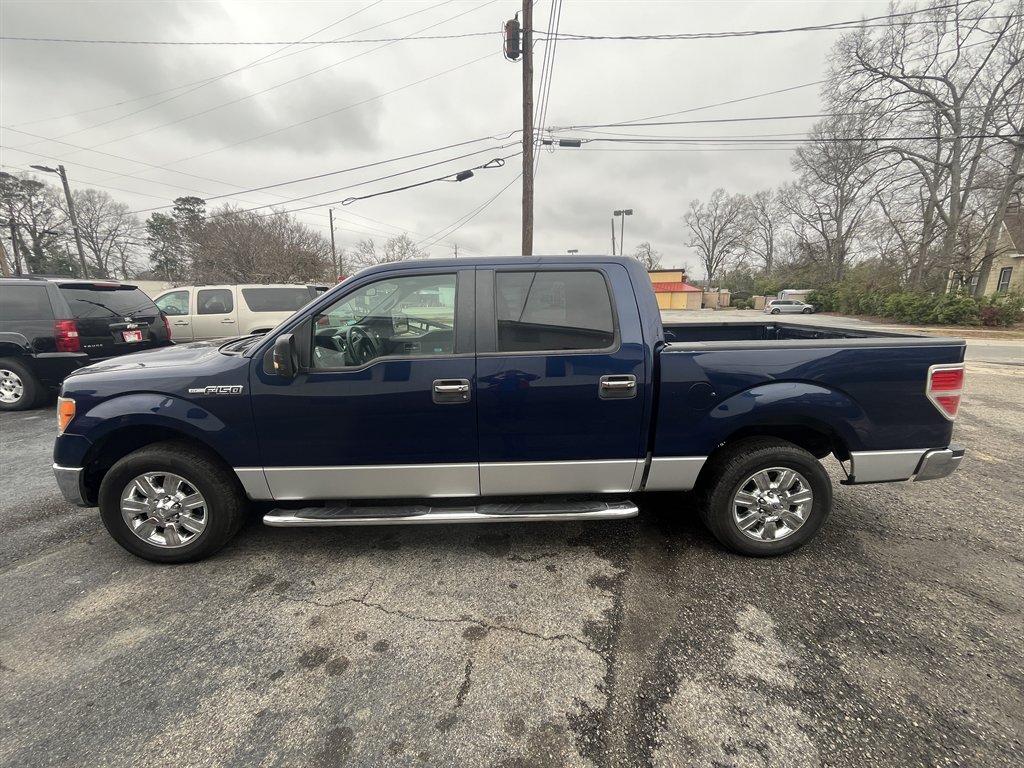 2011 Ford F-150 XLT SuperCrew 145-in's photo